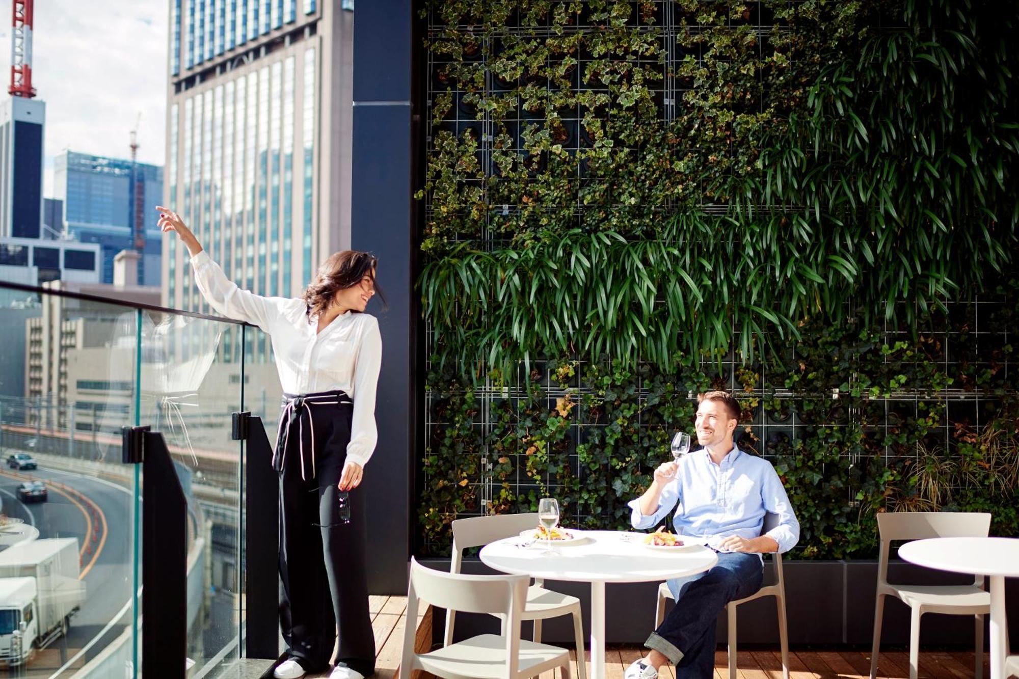เดอะ เกท โฮเต็ล โตเกียว บาย ฮูลิค Hotel ภายนอก รูปภาพ Green wall