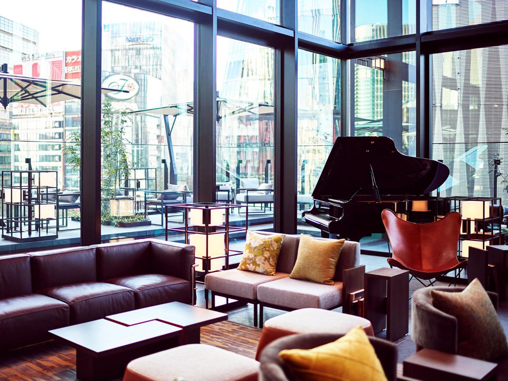 เดอะ เกท โฮเต็ล โตเกียว บาย ฮูลิค Hotel ภายนอก รูปภาพ The lounge at the hotel