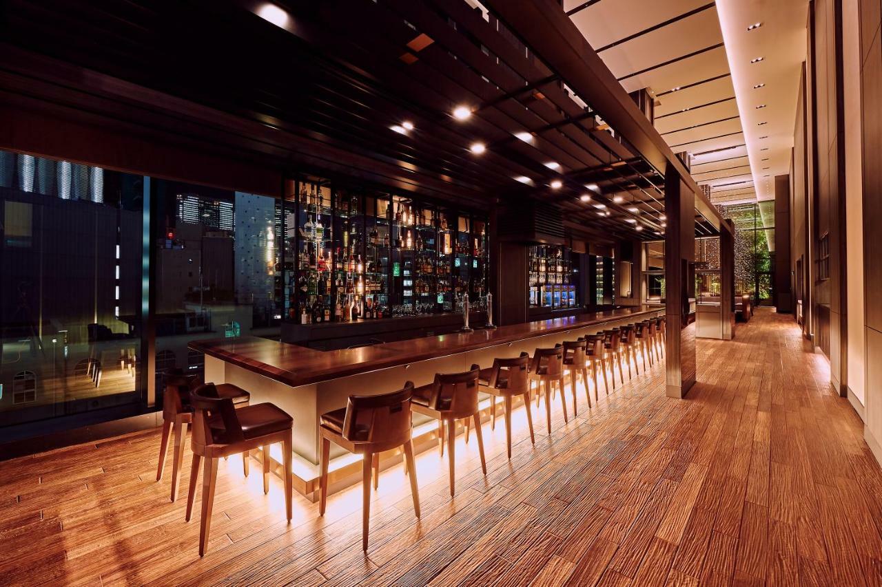 เดอะ เกท โฮเต็ล โตเกียว บาย ฮูลิค Hotel ภายนอก รูปภาพ The bar at the 360° Sky Lounge